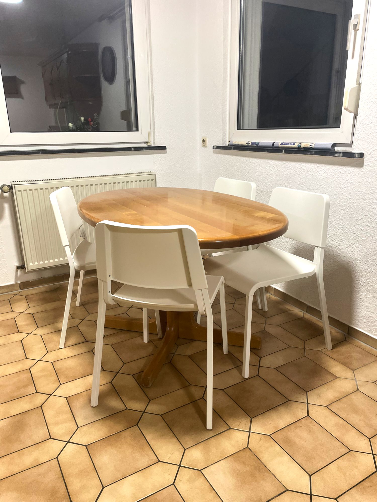 Essbereich Monteurwohnung Groß-Zimmern