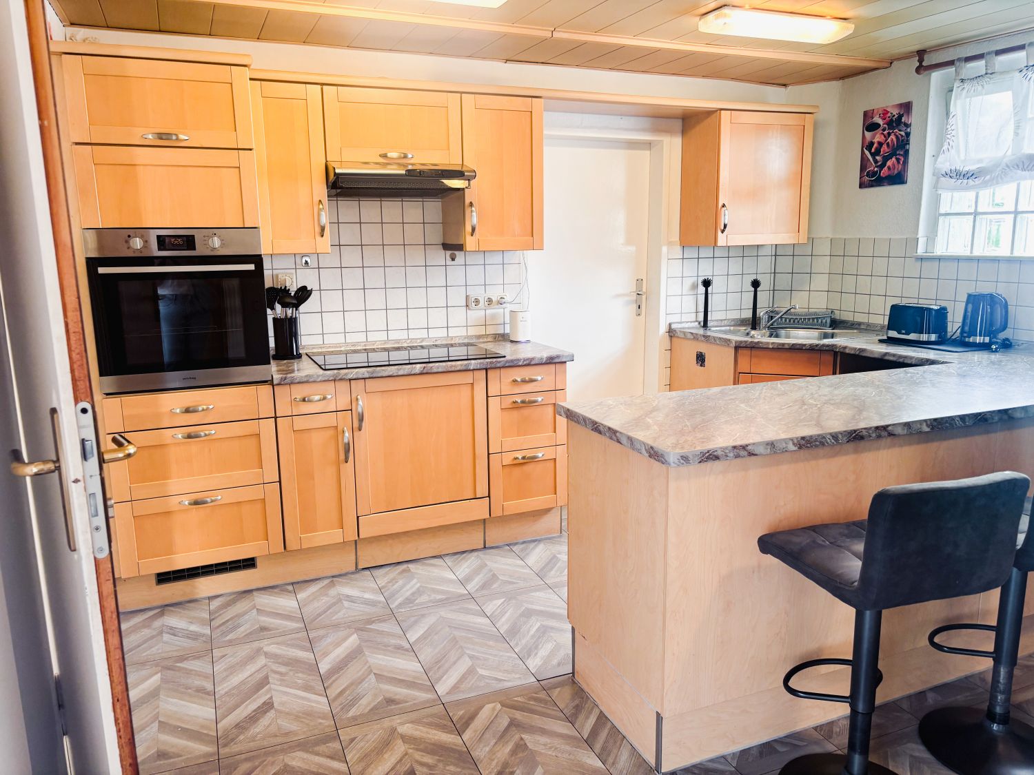 Küche Monteurwohnung Roßdorf